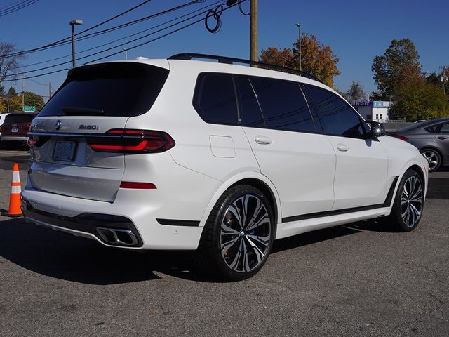 2023 BMW X7 M60i