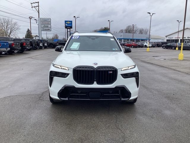 2023 BMW X7 M60i