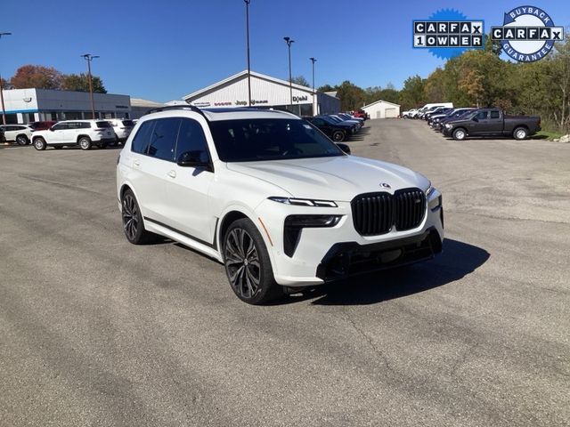 2023 BMW X7 M60i