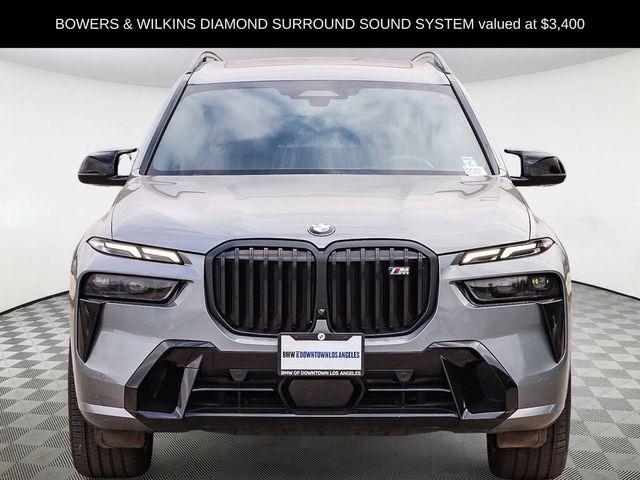 2023 BMW X7 M60i