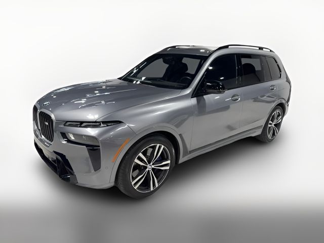 2023 BMW X7 M60i
