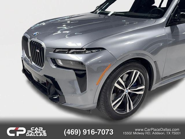 2023 BMW X7 M60i