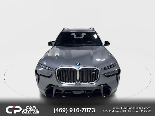 2023 BMW X7 M60i