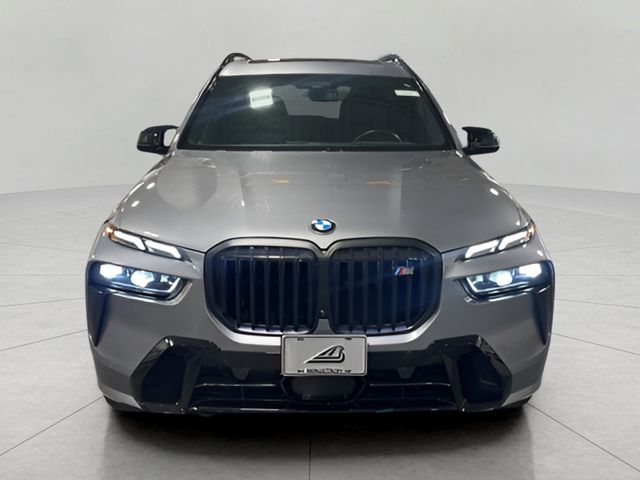 2023 BMW X7 M60i