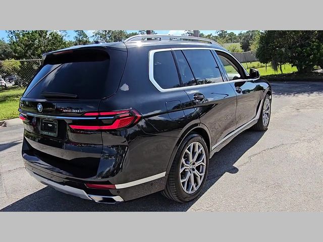 2023 BMW X7 xDrive40i