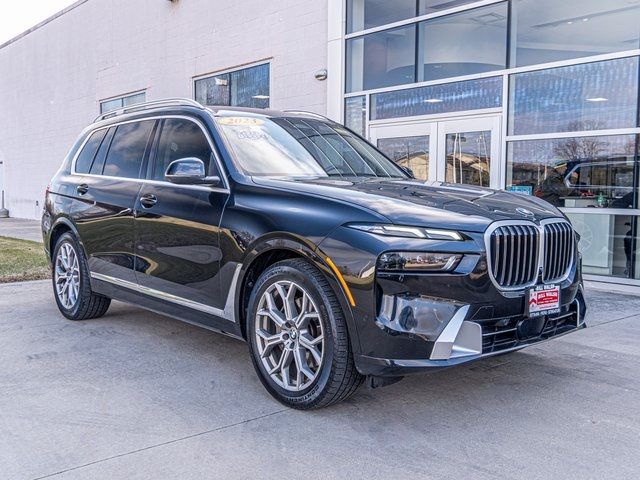 2023 BMW X7 xDrive40i