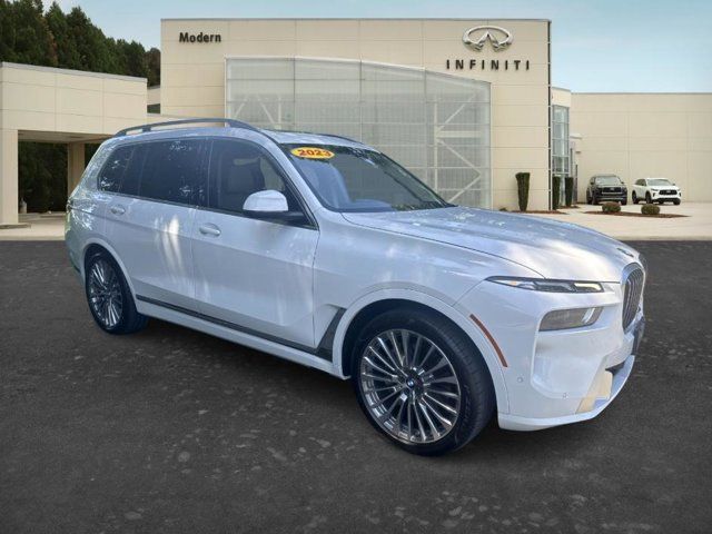 2023 BMW X7 xDrive40i