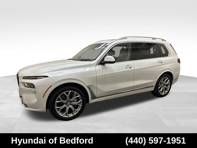 2023 BMW X7 xDrive40i