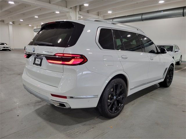 2023 BMW X7 xDrive40i