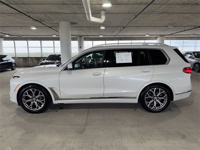 2023 BMW X7 xDrive40i