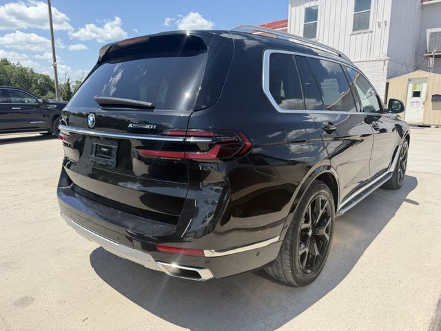 2023 BMW X7 xDrive40i