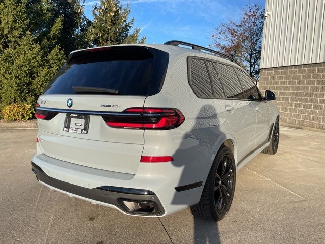 2023 BMW X7 xDrive40i