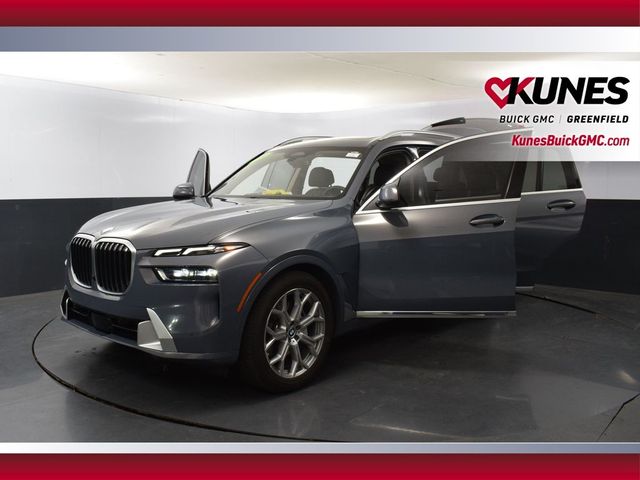 2023 BMW X7 xDrive40i