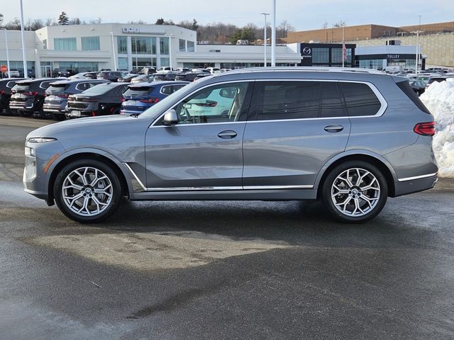 2023 BMW X7 xDrive40i