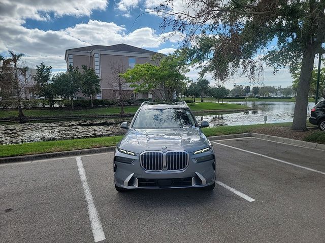 2023 BMW X7 xDrive40i