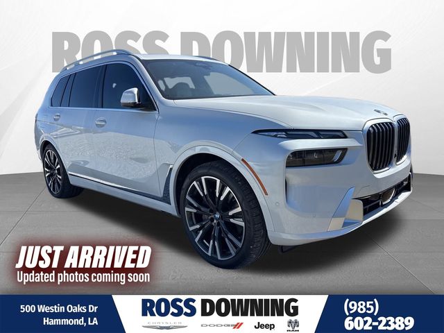 2023 BMW X7 xDrive40i