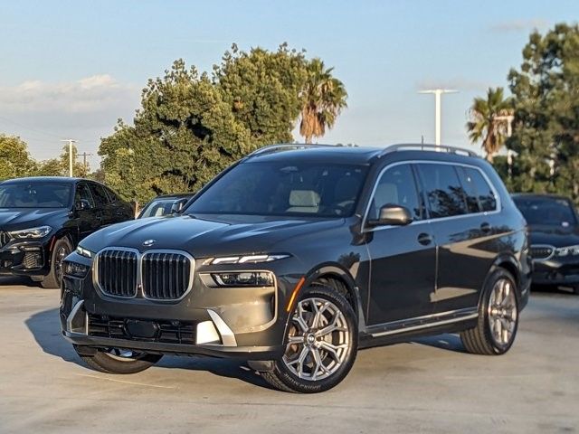 2023 BMW X7 xDrive40i