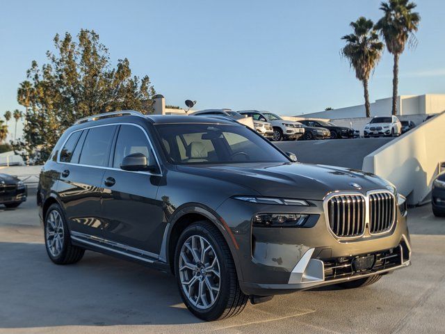 2023 BMW X7 xDrive40i