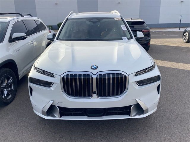 2023 BMW X7 xDrive40i