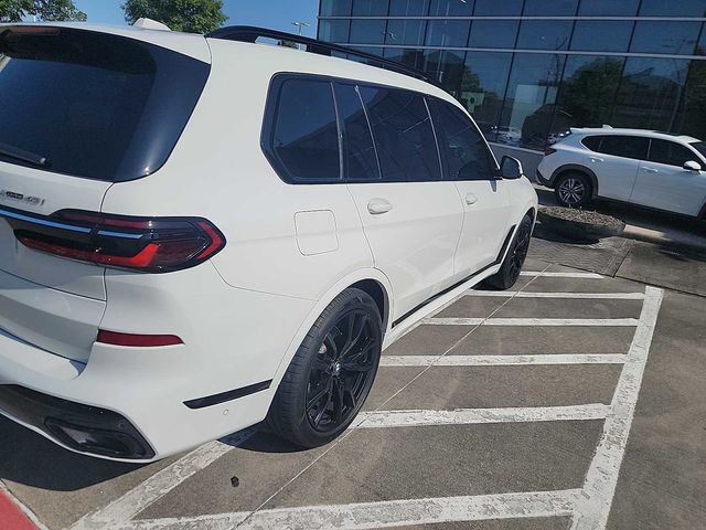 2023 BMW X7 xDrive40i