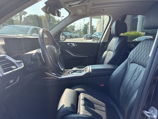 2023 BMW X7 xDrive40i