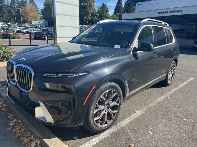 2023 BMW X7 xDrive40i