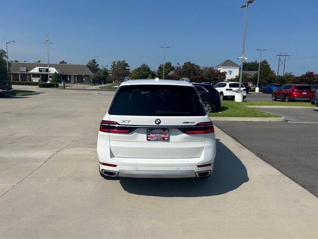 2023 BMW X7 xDrive40i