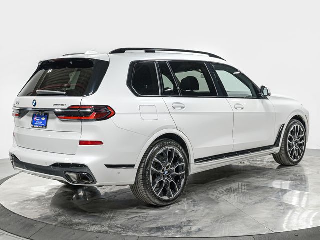 2023 BMW X7 xDrive40i