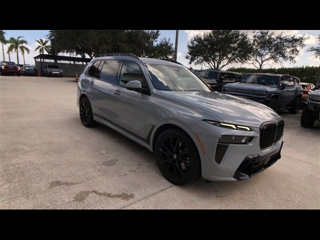 2023 BMW X7 xDrive40i