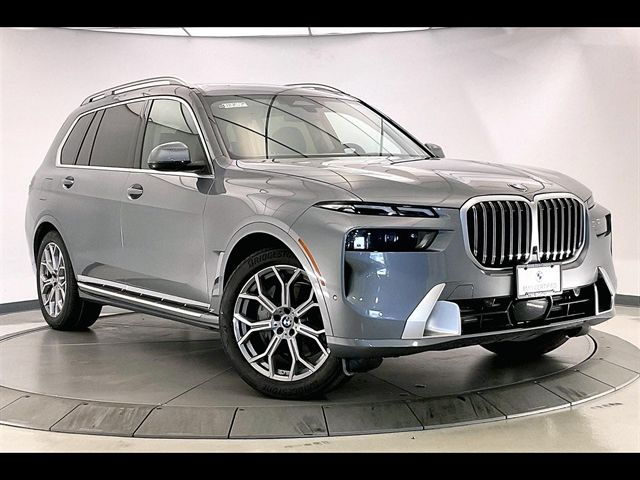 2023 BMW X7 xDrive40i