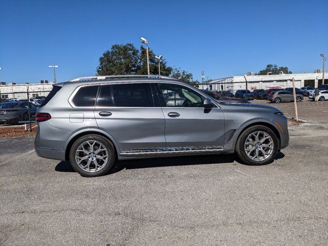 2023 BMW X7 xDrive40i