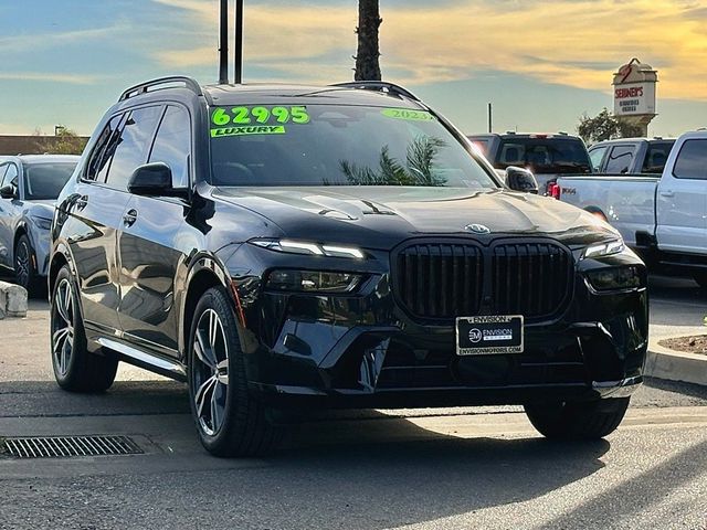 2023 BMW X7 xDrive40i