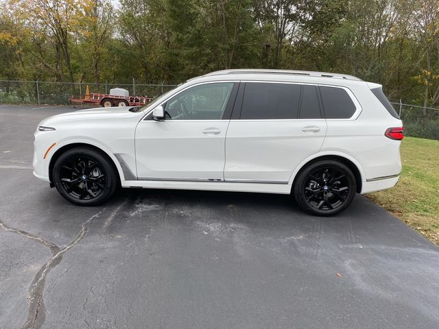 2023 BMW X7 xDrive40i