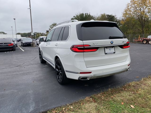 2023 BMW X7 xDrive40i