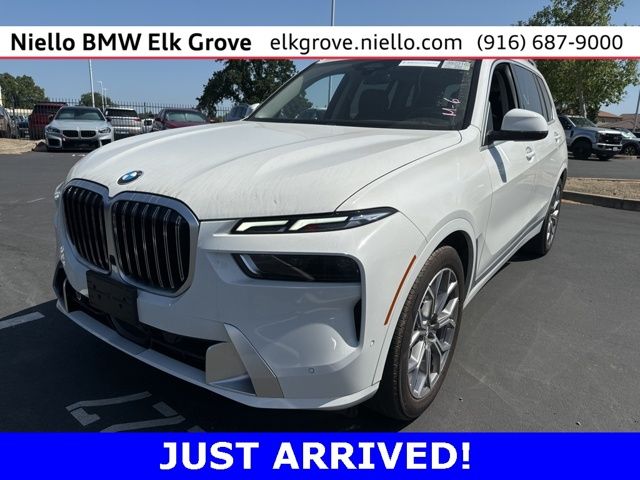 2023 BMW X7 xDrive40i