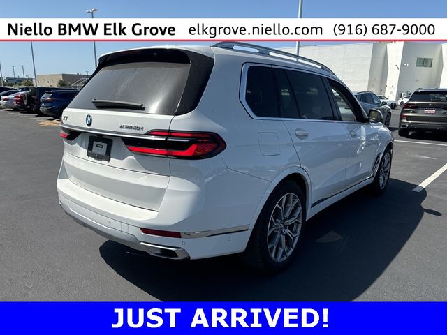 2023 BMW X7 xDrive40i
