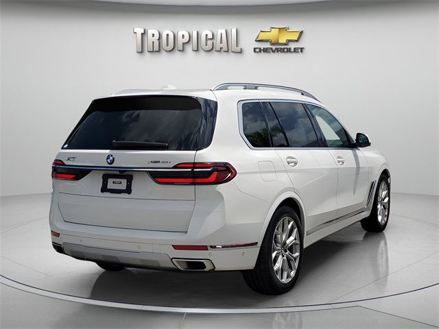2023 BMW X7 xDrive40i