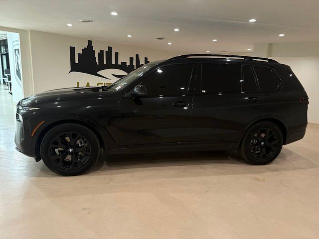 2023 BMW X7 xDrive40i