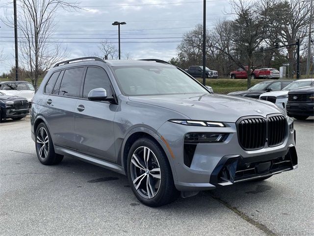2023 BMW X7 xDrive40i