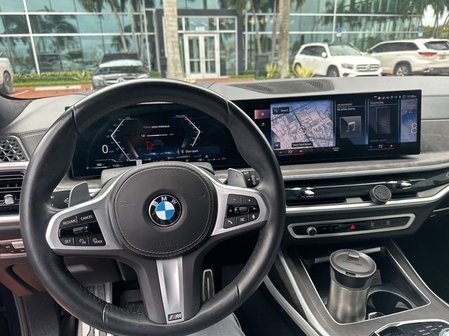 2023 BMW X7 xDrive40i