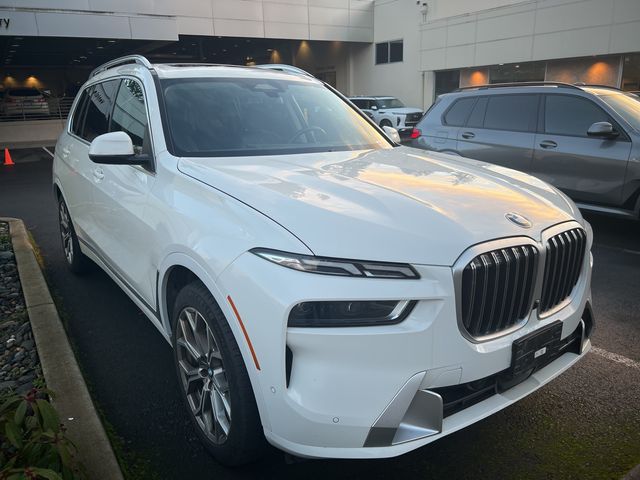 2023 BMW X7 xDrive40i