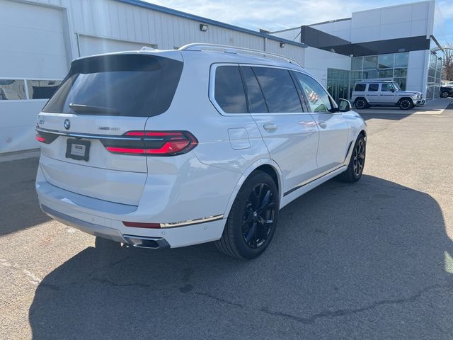 2023 BMW X7 xDrive40i