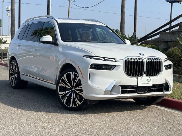 2023 BMW X7 xDrive40i