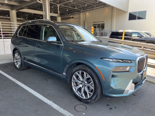 2023 BMW X7 xDrive40i