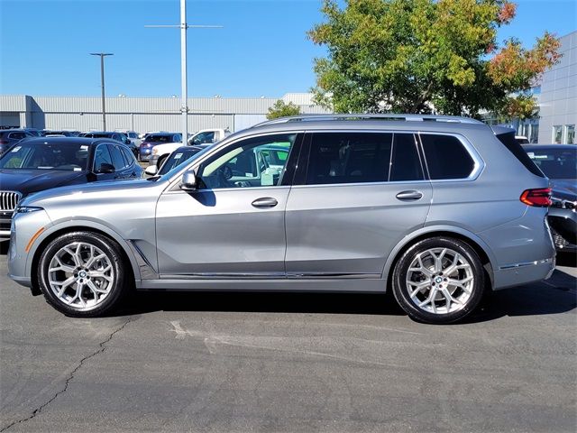 2023 BMW X7 xDrive40i