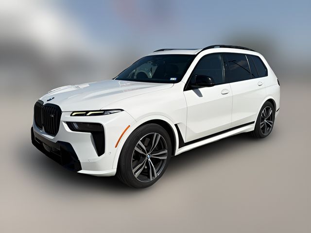 2023 BMW X7 M60i