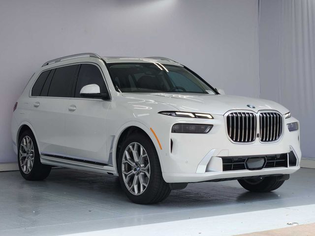 2023 BMW X7 xDrive40i