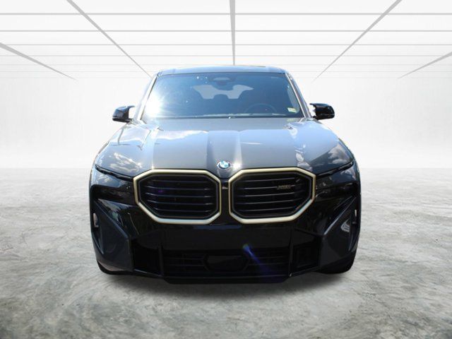 2023 BMW XM Base