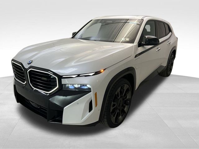 2023 BMW XM Base