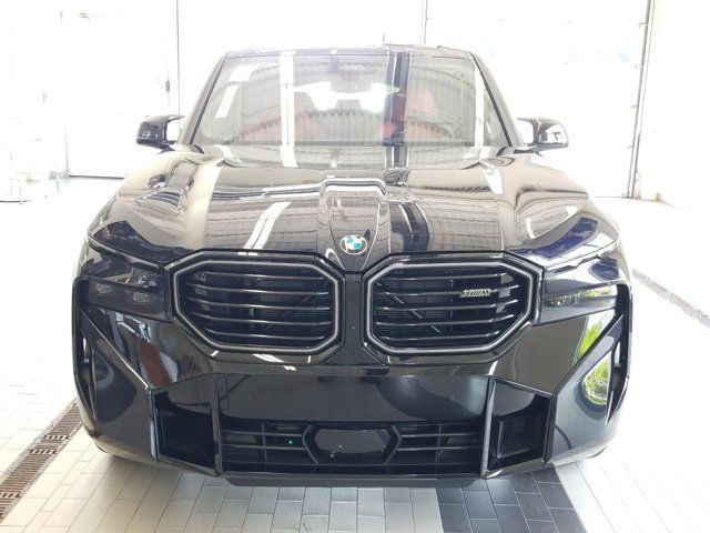 2023 BMW XM Base
